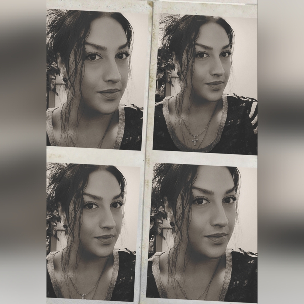 WOMEN APPAREAL AND SHOES